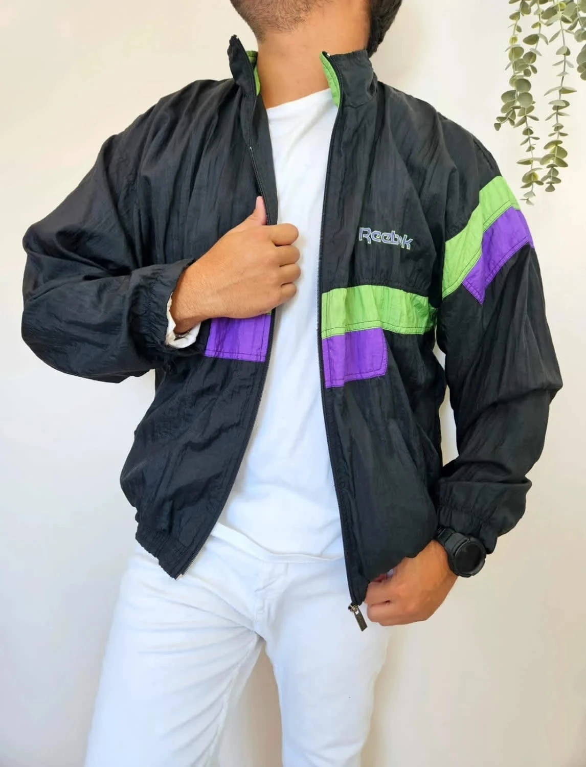 Veste coupe vent Track Jacket Reebok vintage noir vert violet années 90 unisexe Made in Malaysia
