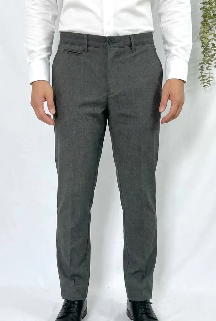 Pantalon gris chino Hero Seven taille 44