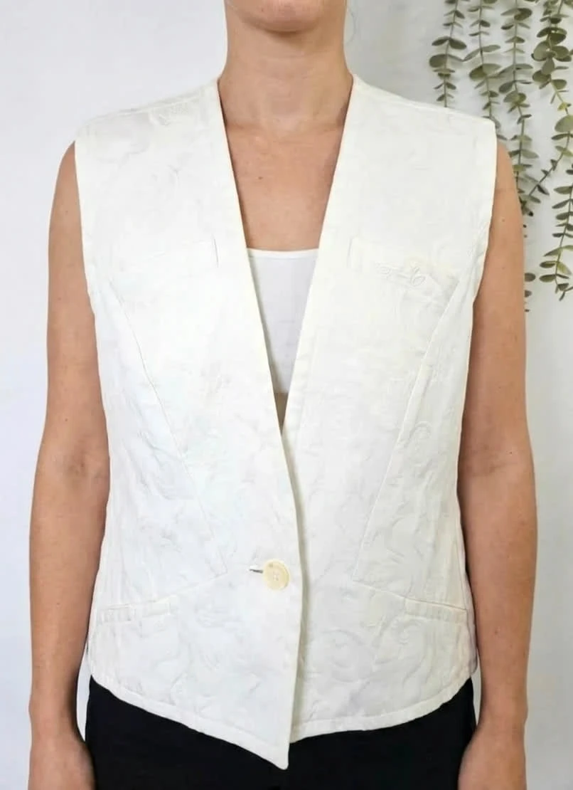 Gilet sans manches vintage Weill brodé blanc