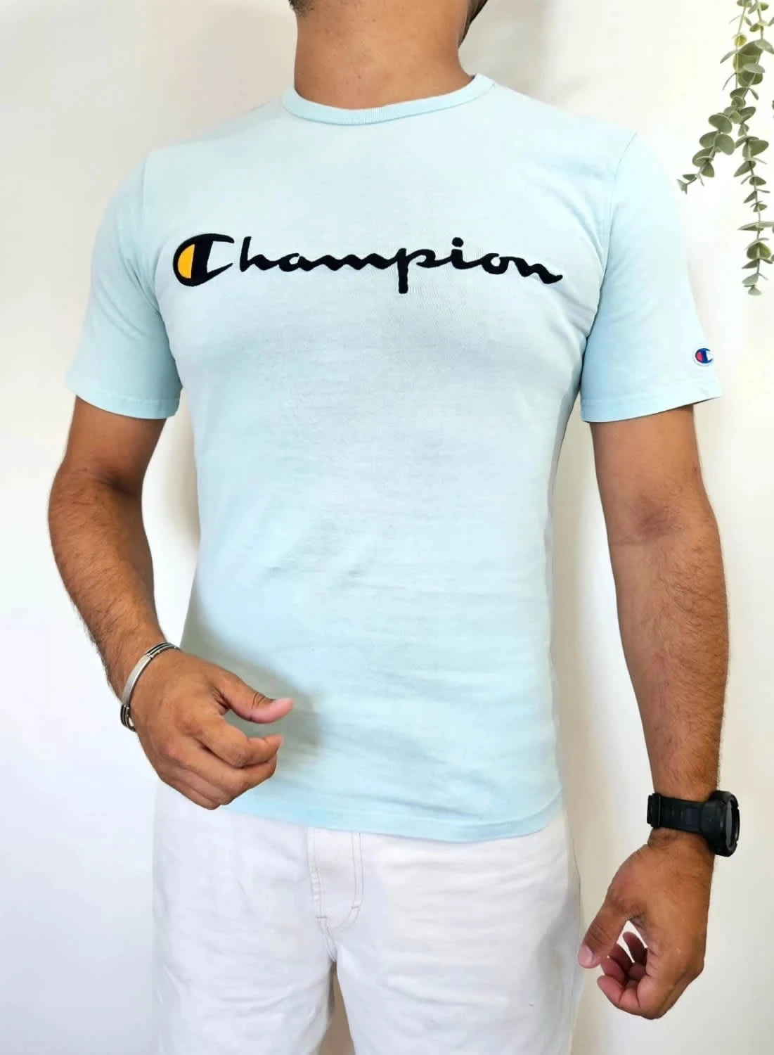 T-shirt Champion brodé bleu clair taille M