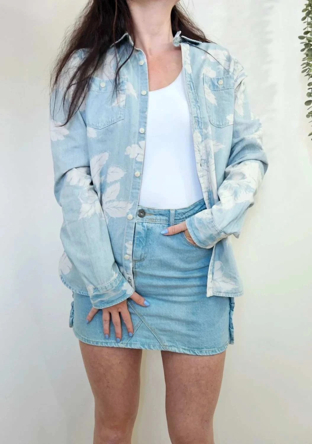 Chemise en jean fleurie AllSaints 100% coton taille XS
