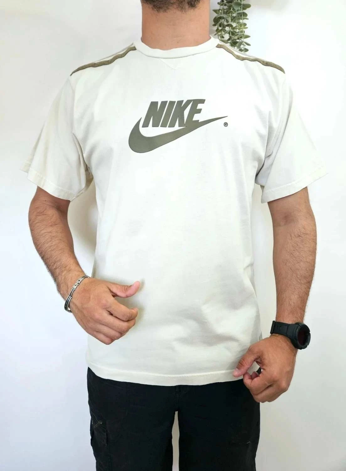 T-shirt Nike crème vintage Y2K taille L