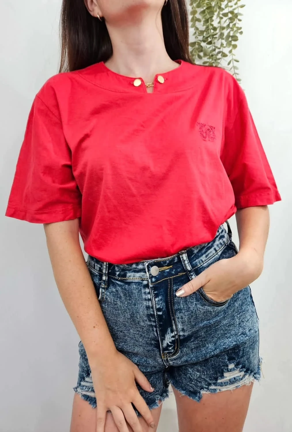 Tee-shirt rouge Montagut dorure logo brodé taille L