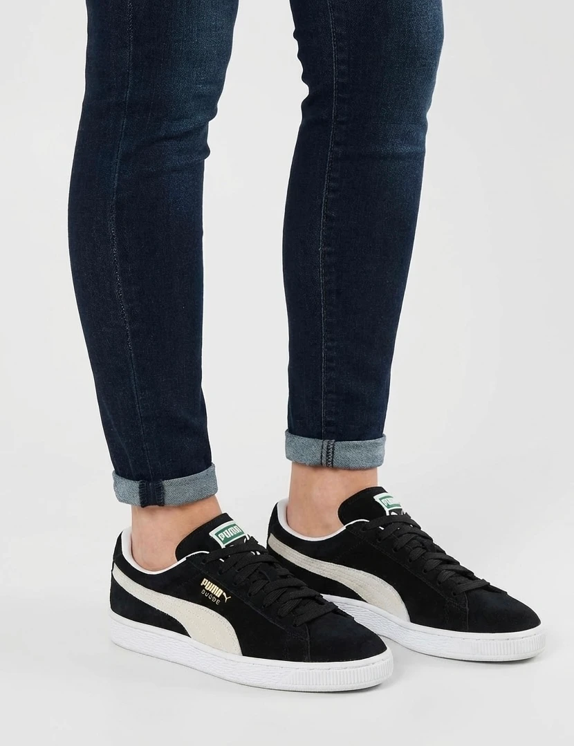 Baskets Puma Suede noir taille 37