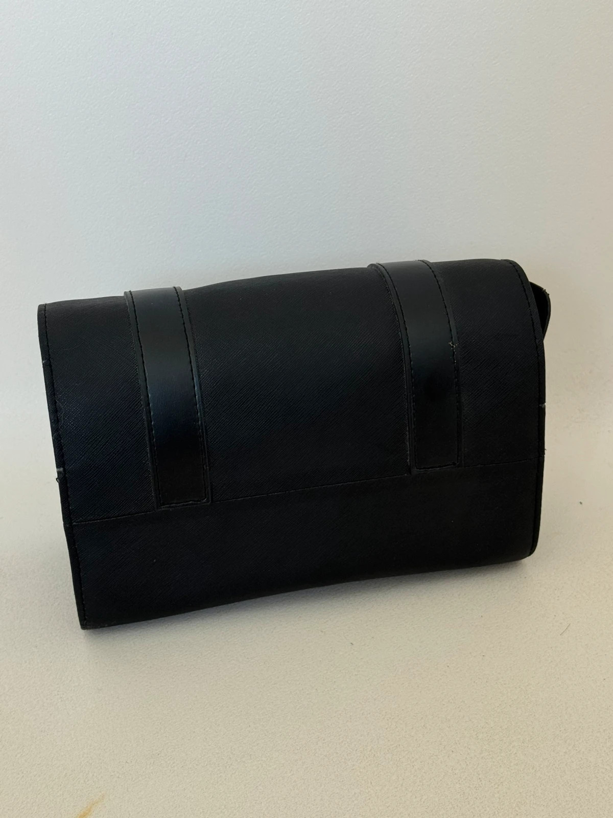 Pochette étui Dior Parfums noir rigide plaque métal style vanity unisexe - Photo 5/10
